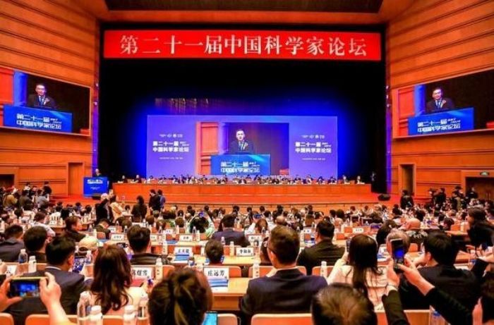 上海九工健康科技CEO王斌受邀出席第二十一届中国科学家论坛